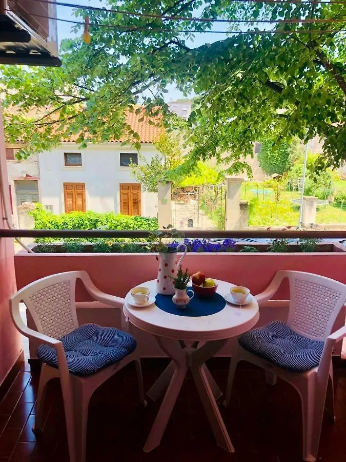 Beautiful Apartment With Balcony Pula 0*,  Croatia