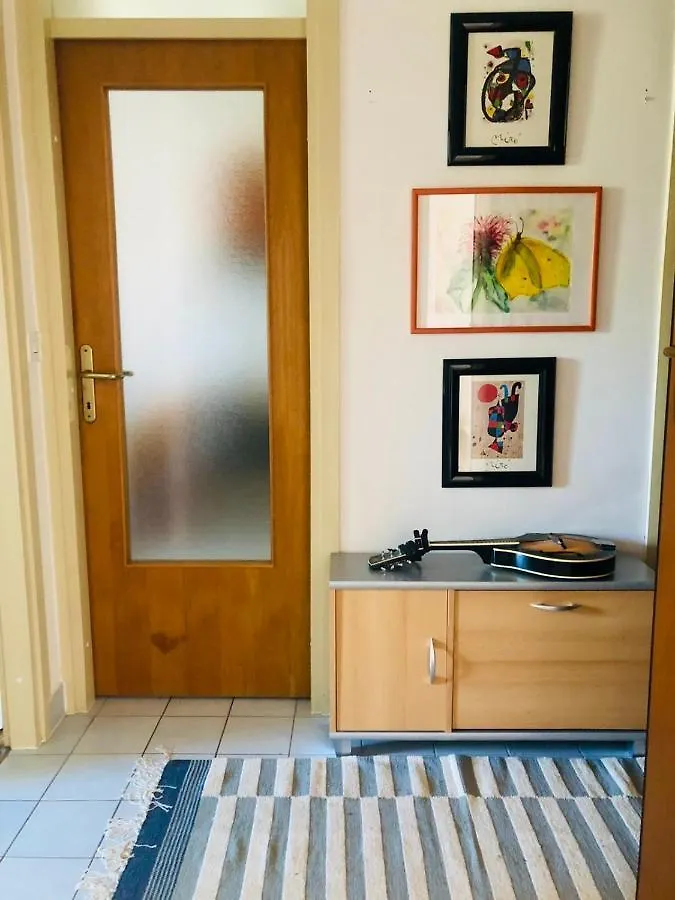 Beautiful Apartment With Balcony Pula 0*,
